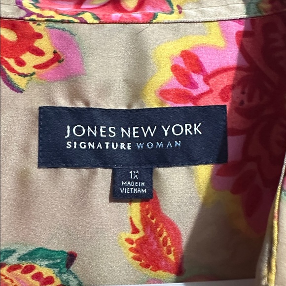 Jones New York woman camel Floral silky Blouse - Picture 2 of 8